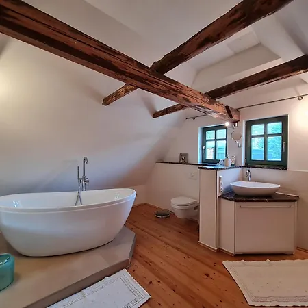 Am Weinberg * Nunchritz