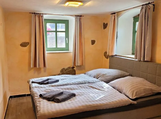 Am Weinberg Apartment Nunchritz